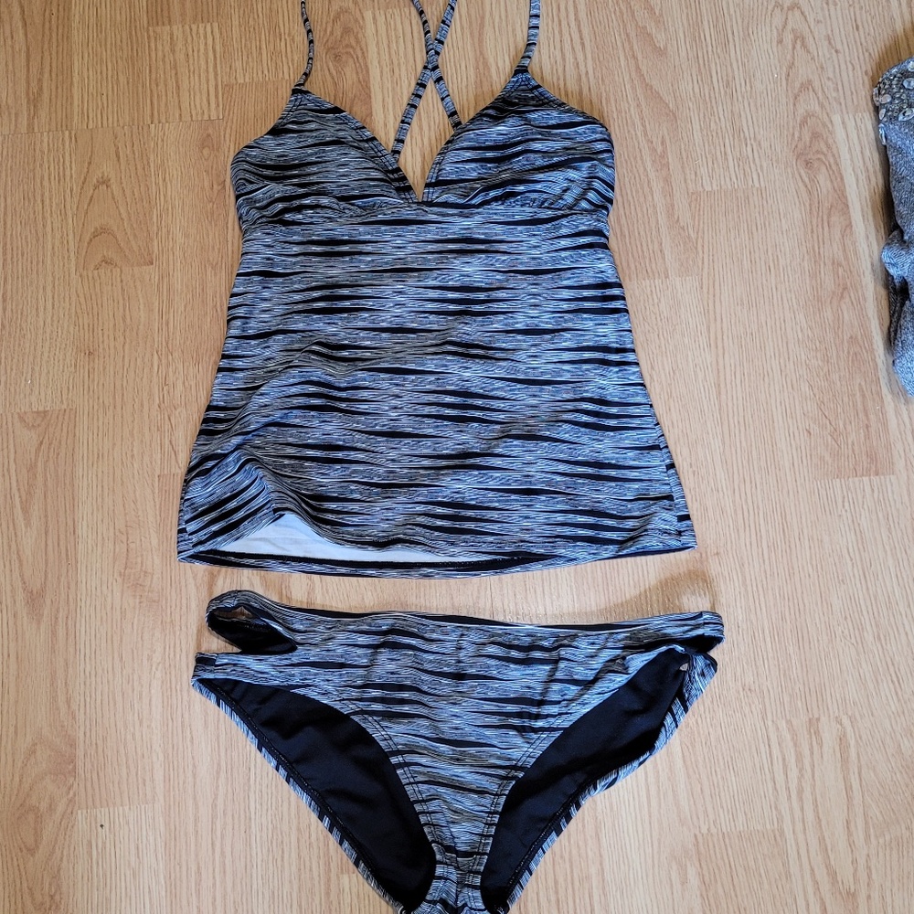 Athleta Tankini Swimsuit